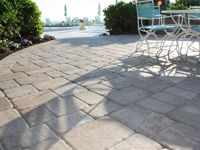 Patio with stone pavers